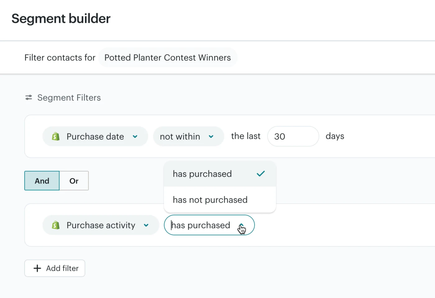Segmentbouwer van Mailchimp met voorwaarden voor aankoopdatum en aankoopactiviteit, verbonden door AND